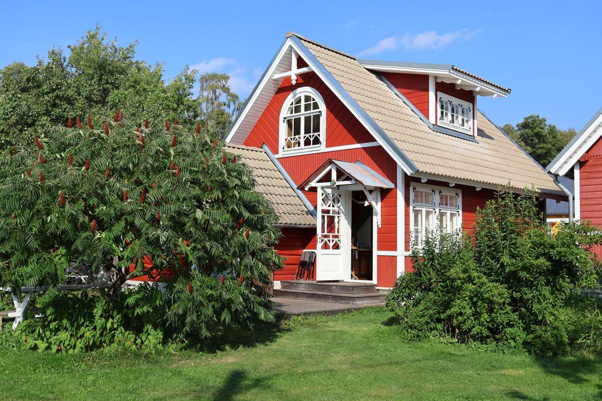 Leesi Kuelalistemaja Hotel Buitenkant foto